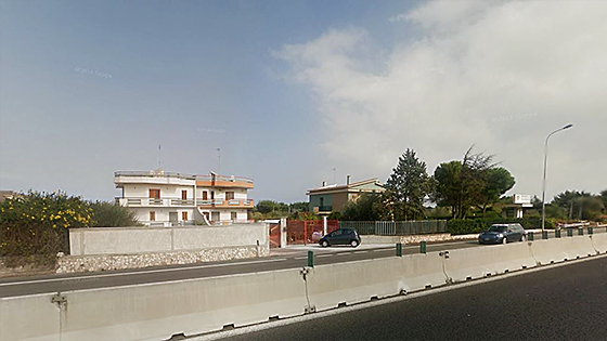 Bari – un quartiere da una lottizzazione costiera/<i>a coastal allotment turned into neighbourhood</i>